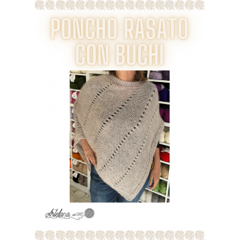 Pattern poncho rasato con buchi