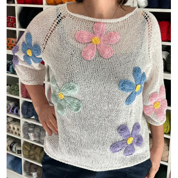 Maglia raglan puro lino con fiori a uncinetto lavorata a mano